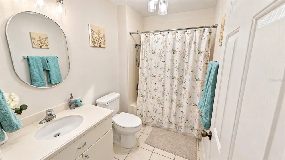 4925 PORTSMOUTH STREET Tavares, FL 32778