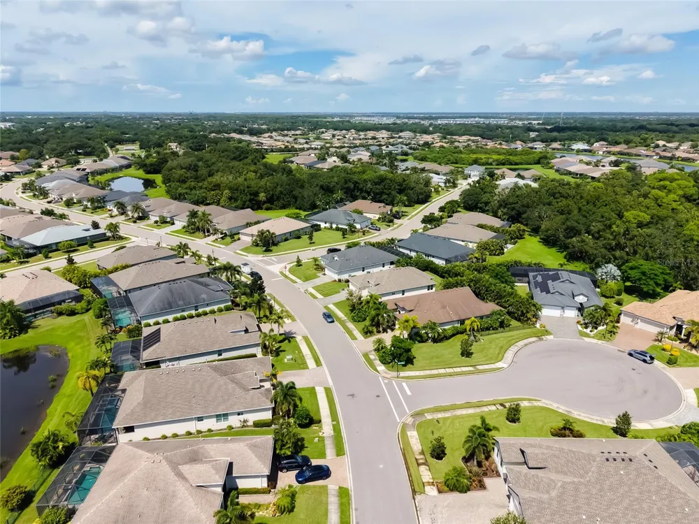 12105 GOLDENROD AVENUE Bradenton, FL 34212