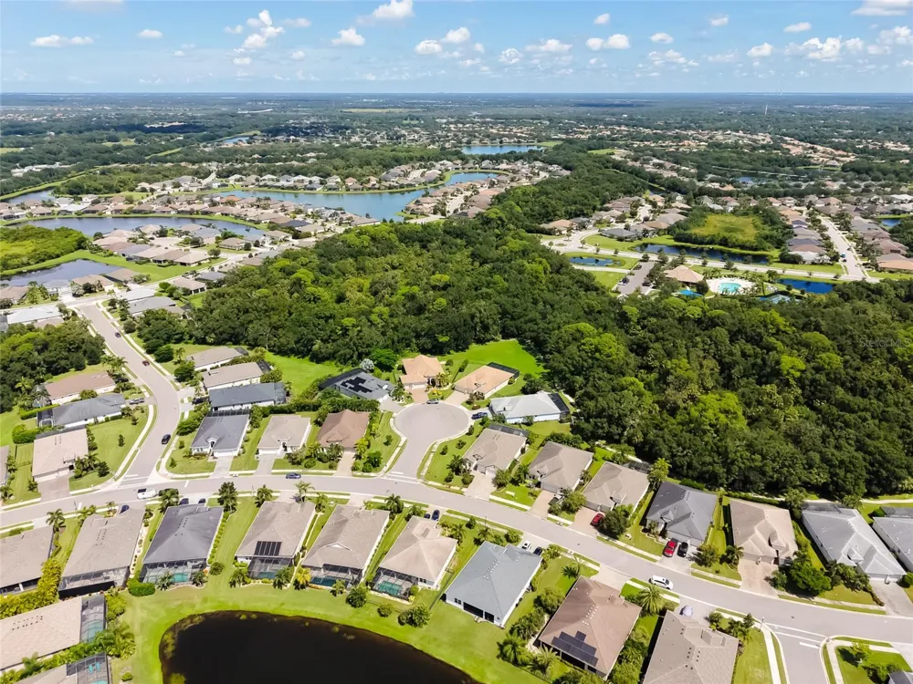 12105 GOLDENROD AVENUE Bradenton, FL 34212