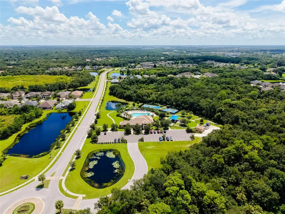 12105 GOLDENROD AVENUE Bradenton, FL 34212