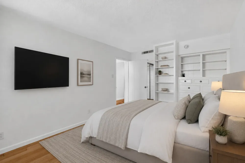 1800 Lavaca Street #512 Austin, TX 78701