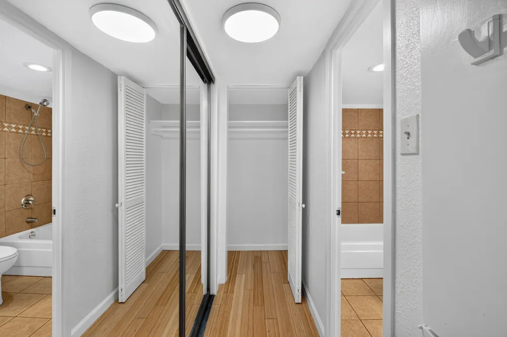 1800 Lavaca Street #512 Austin, TX 78701