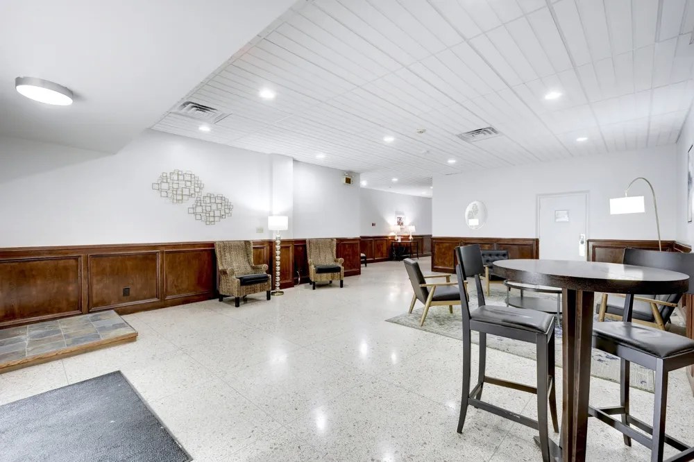 1800 Lavaca Street #512 Austin, TX 78701