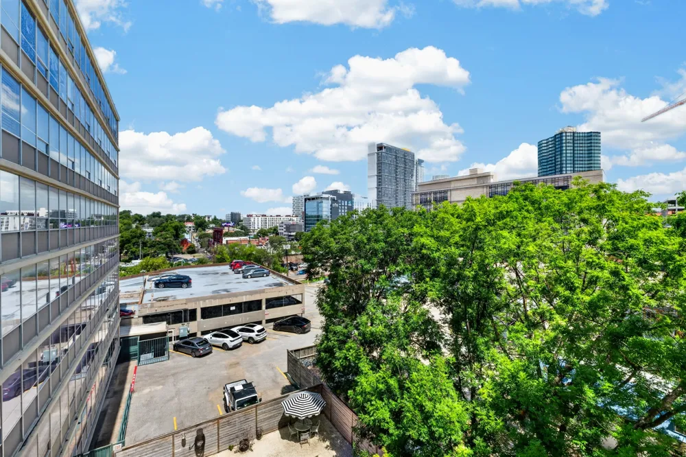 1800 Lavaca Street #512 Austin, TX 78701