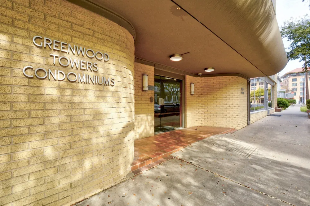 1800 Lavaca Street #512 Austin, TX 78701
