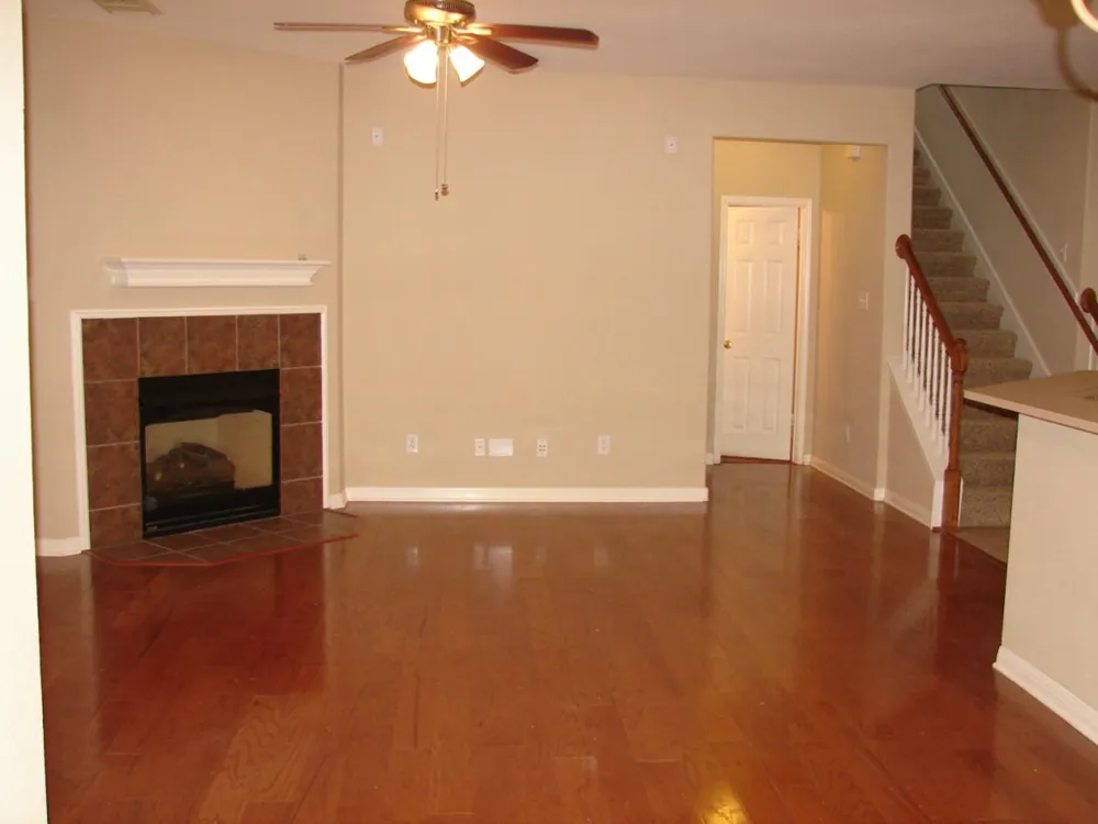1720 Lynnville Trail Austin, TX 78727