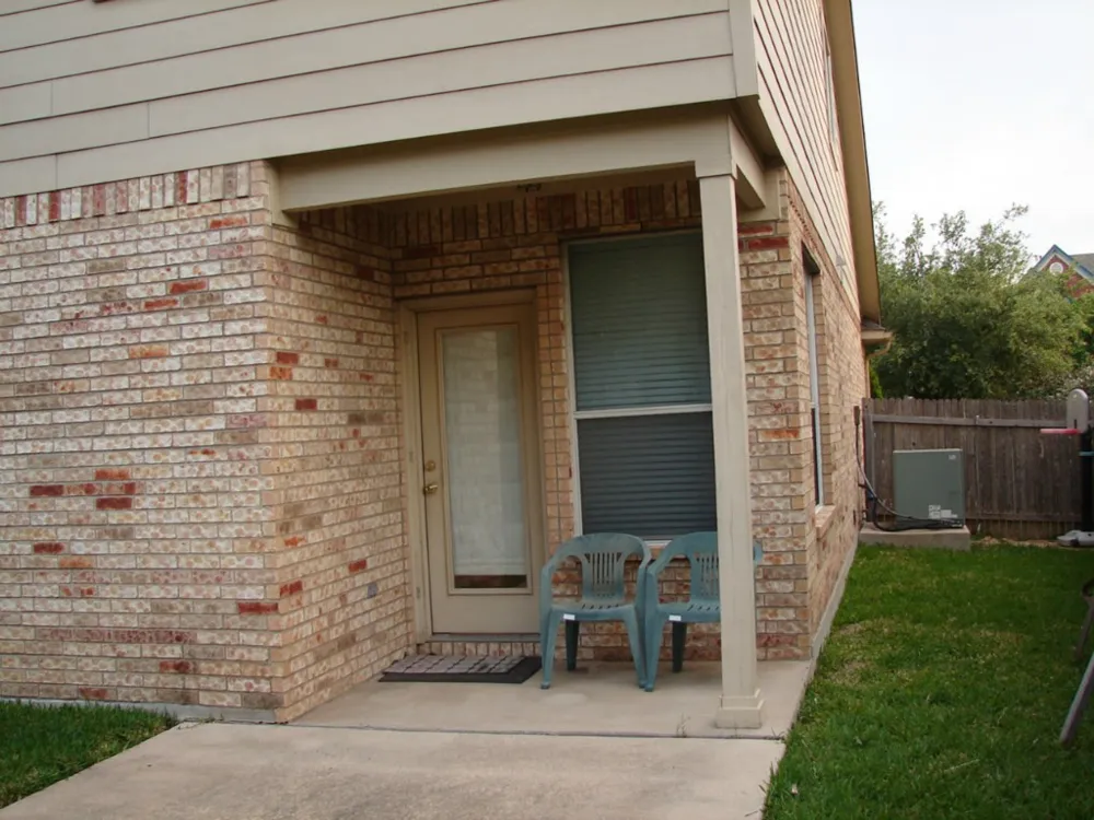 1720 Lynnville Trail Austin, TX 78727