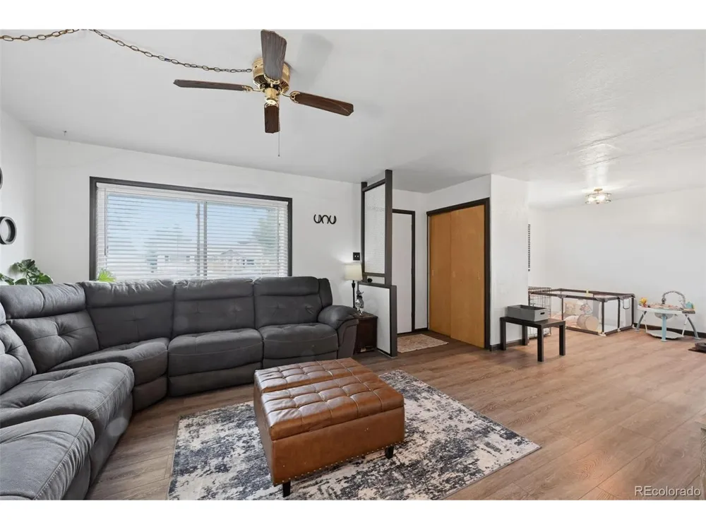 2637 Waldean Street Colorado Springs, CO 80909
