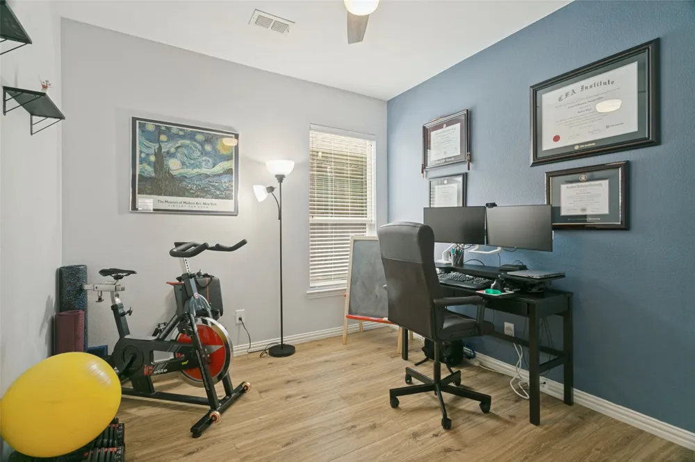 1037 Honeysuckle Grapevine, TX 76051