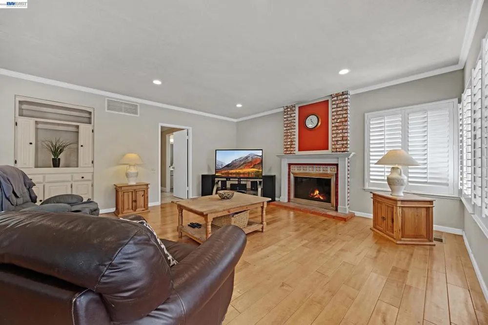 4162 Fairlands Dr Pleasanton, CA 94588