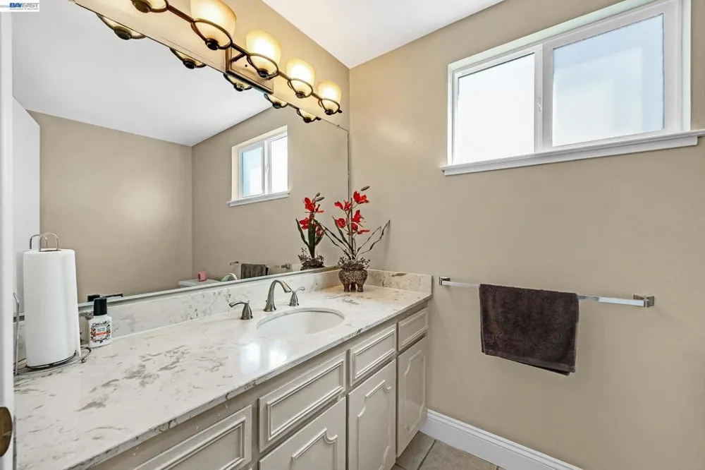4162 Fairlands Dr Pleasanton, CA 94588