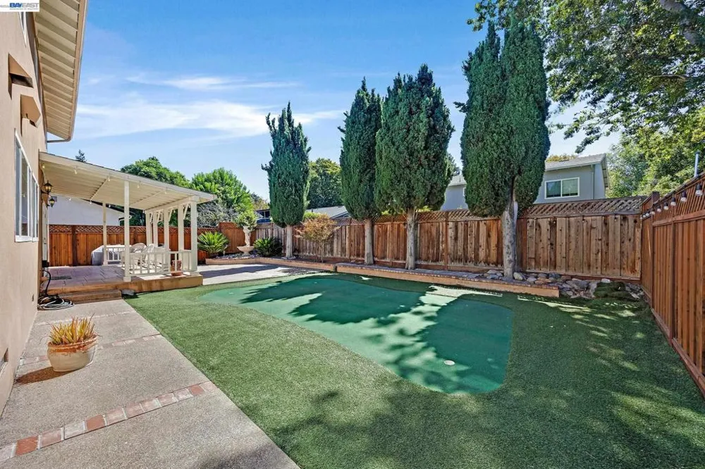 4162 Fairlands Dr Pleasanton, CA 94588