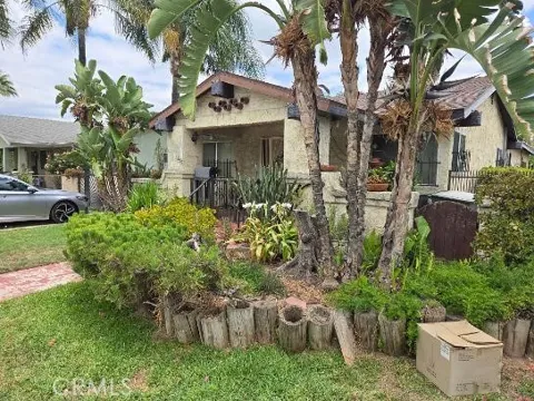 1325 Perris