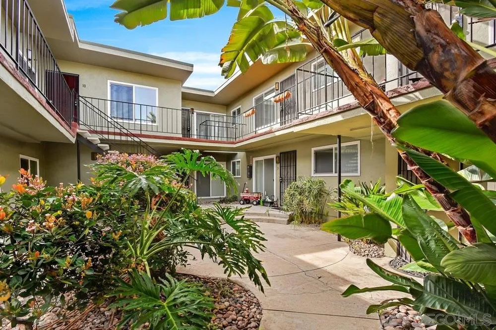 4450 Wilson Avenue San Diego, CA 92116