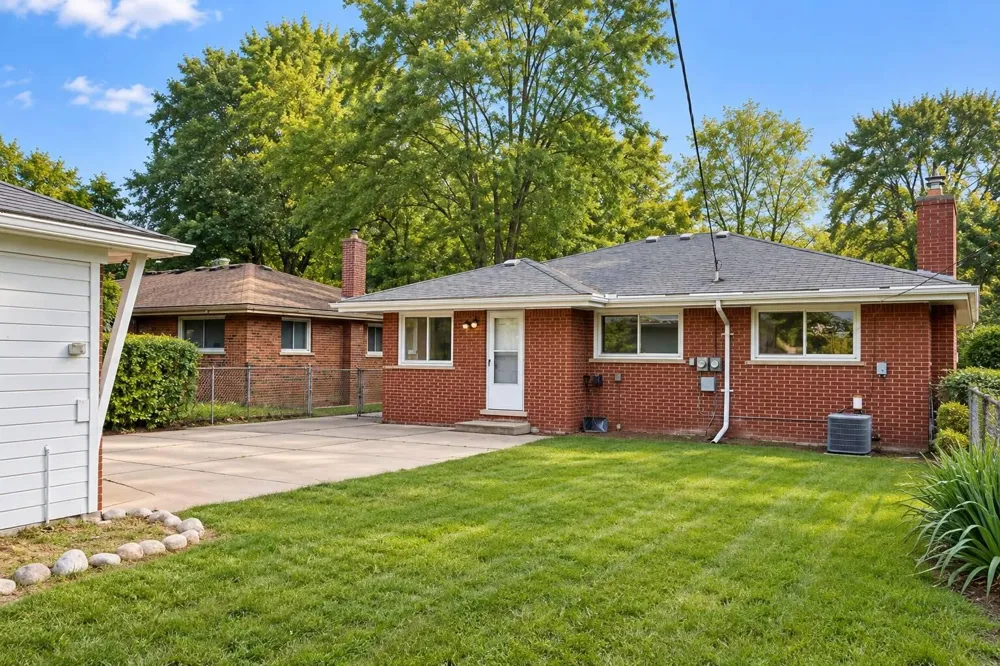 13458 Marion Street Redford, MI 48239