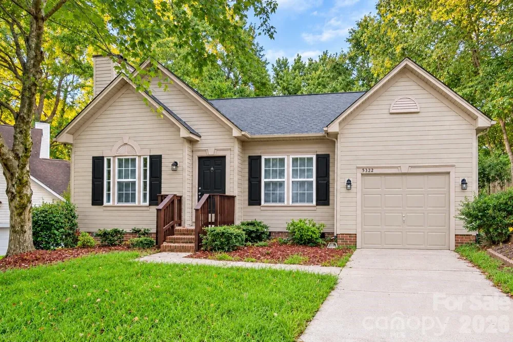 5322 Chinemist Court Charlotte, NC 28269
