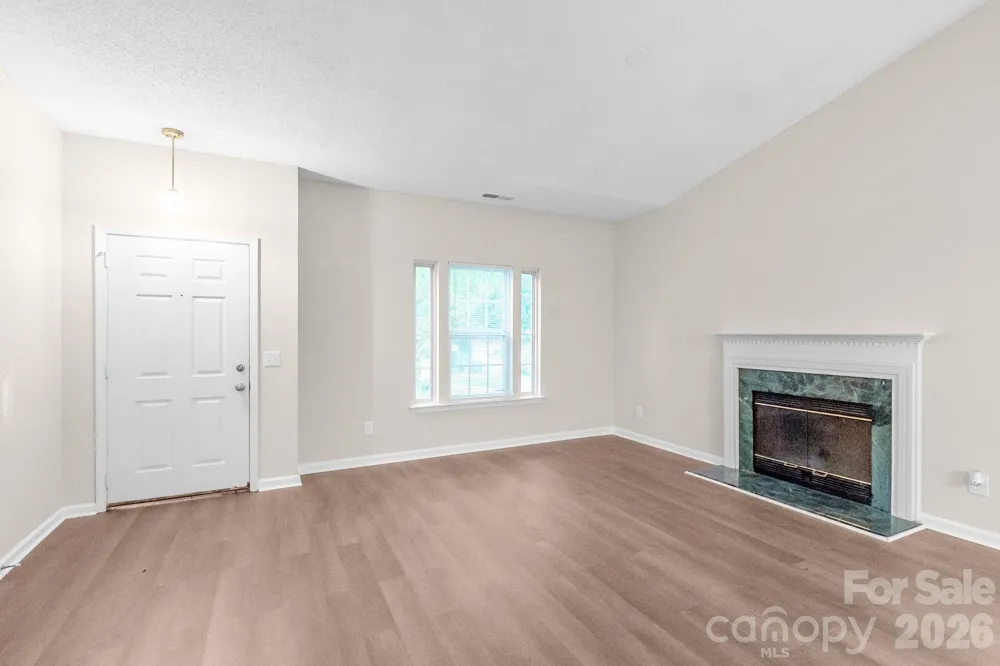 5322 Chinemist Court Charlotte, NC 28269