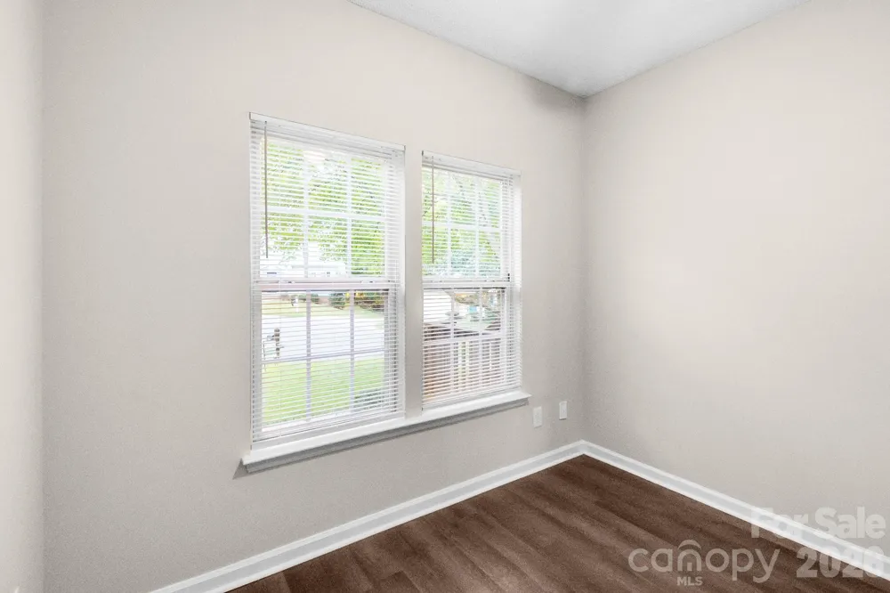5322 Chinemist Court Charlotte, NC 28269