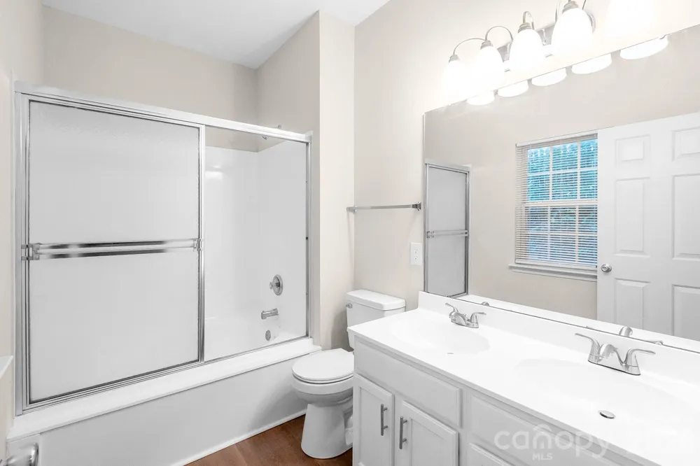 5322 Chinemist Court Charlotte, NC 28269