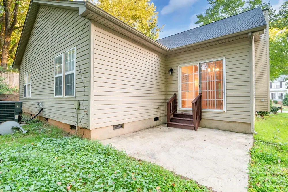 5322 Chinemist Court Charlotte, NC 28269