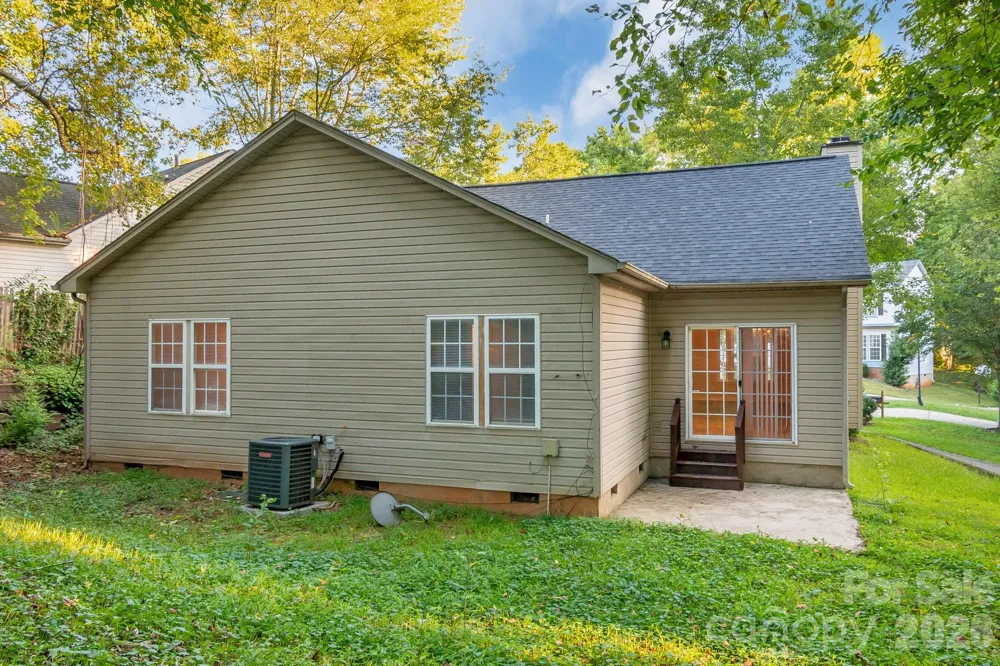 5322 Chinemist Court Charlotte, NC 28269