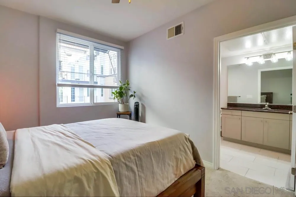 3957 30th St #415 San Diego, CA 92104