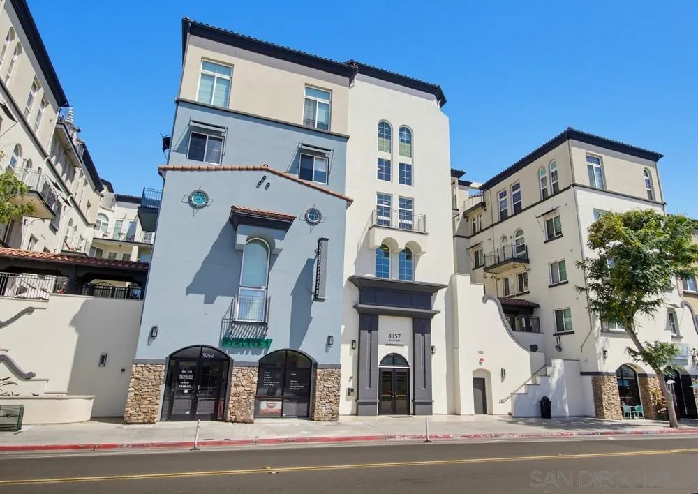 3957 30th St #415 San Diego, CA 92104