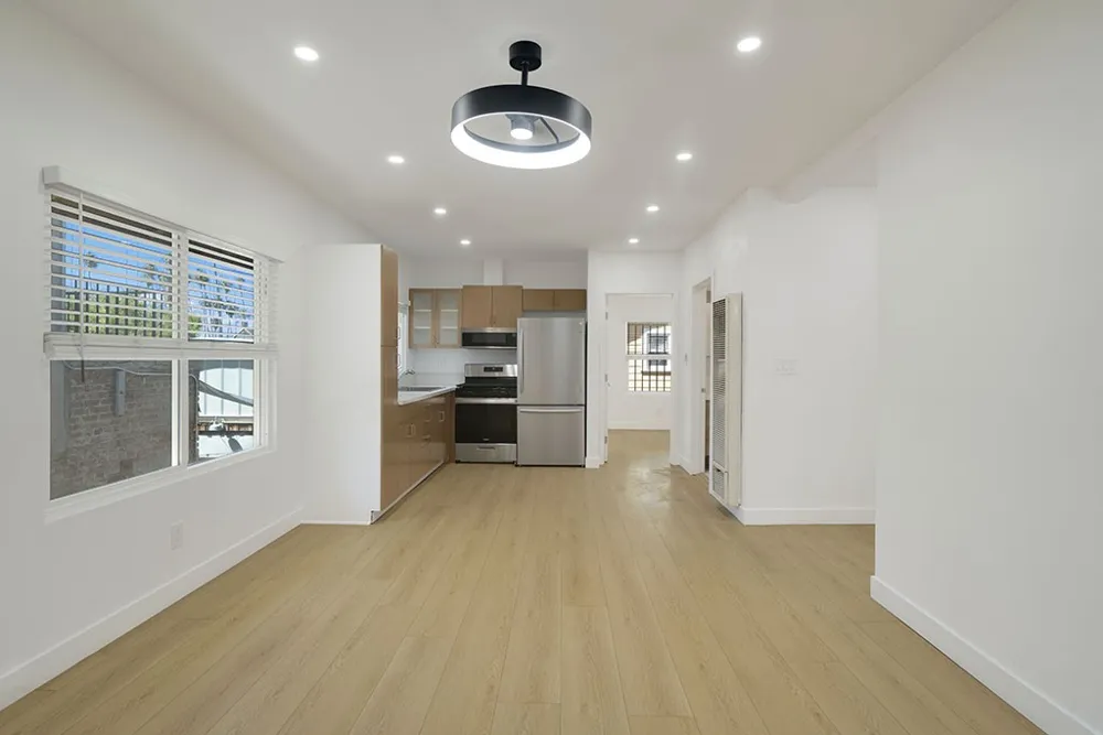 2115 Venice Boulevard Los Angeles, CA 90006