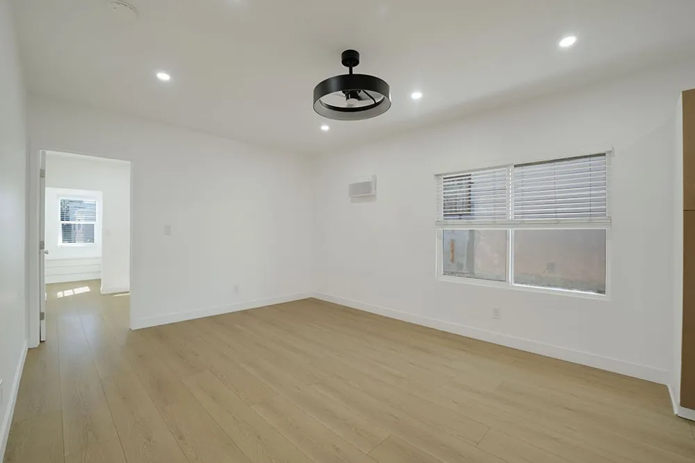2115 Venice Boulevard Los Angeles, CA 90006
