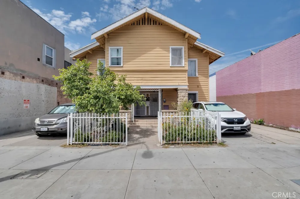 2115 Venice Boulevard Los Angeles, CA 90006