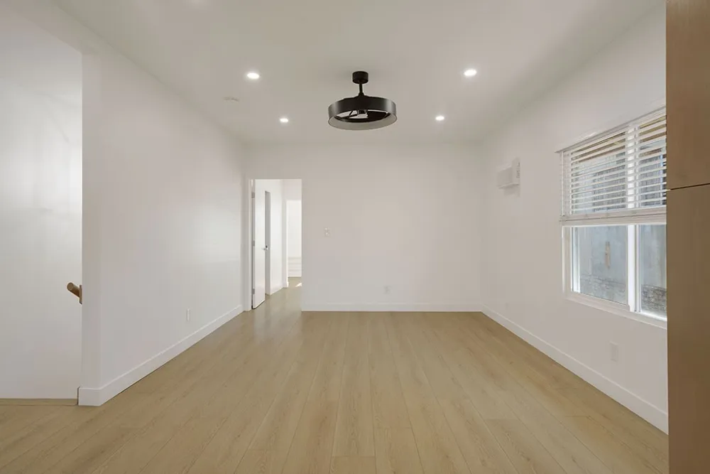2115 Venice Boulevard Los Angeles, CA 90006