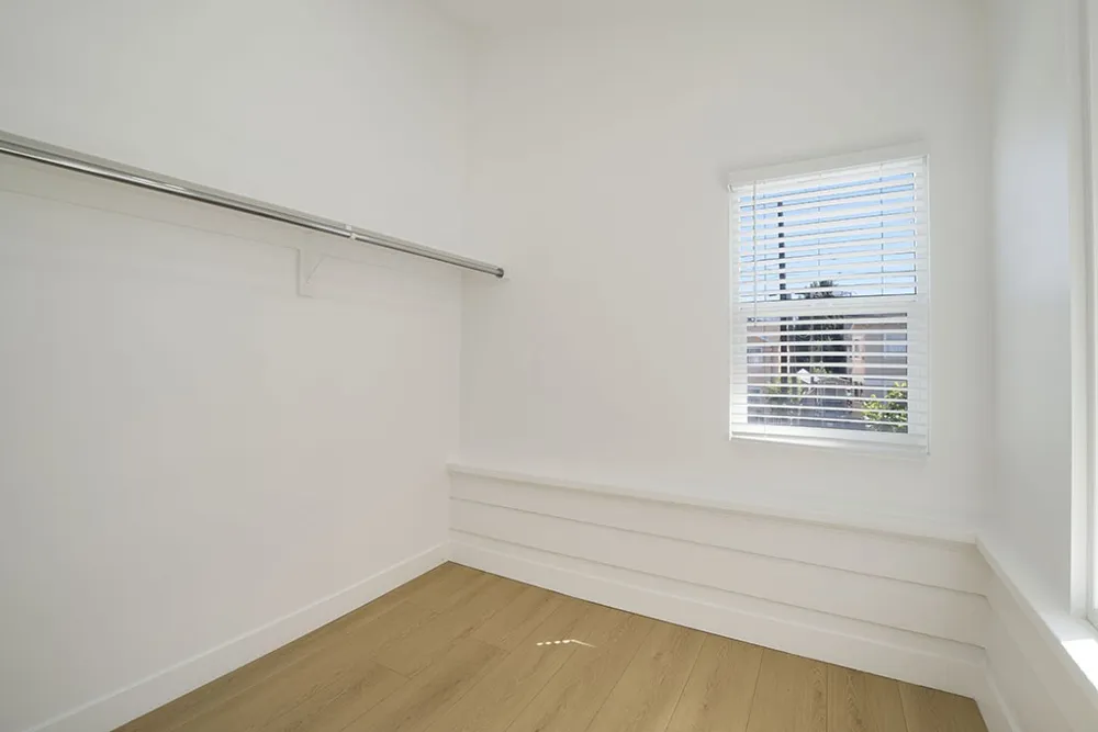 2115 Venice Boulevard Los Angeles, CA 90006