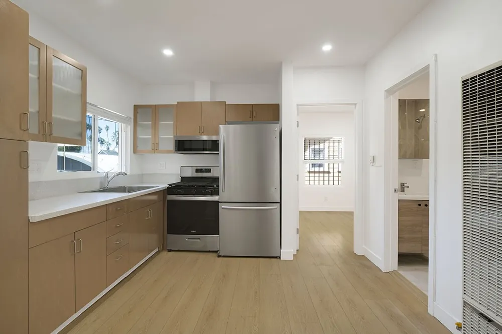 2115 Venice Boulevard Los Angeles, CA 90006