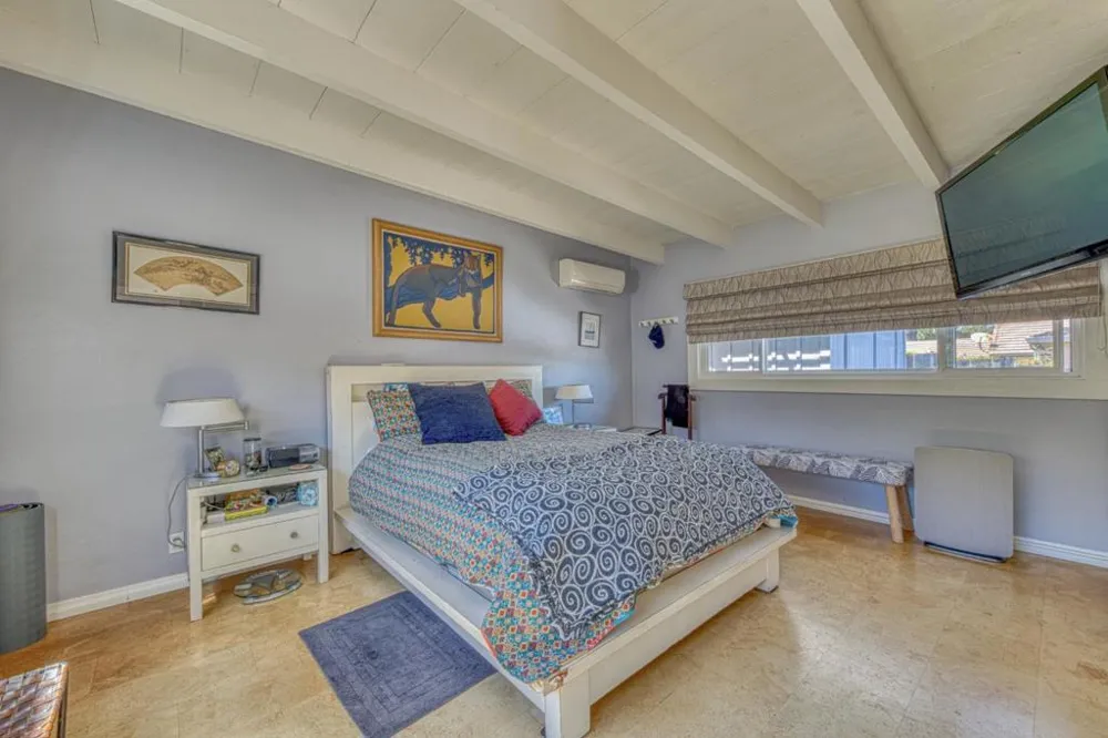870 Doud Street Monterey, CA 93940