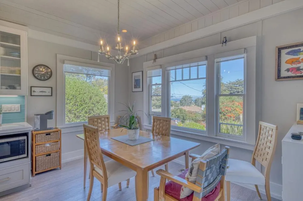 870 Doud Street Monterey, CA 93940