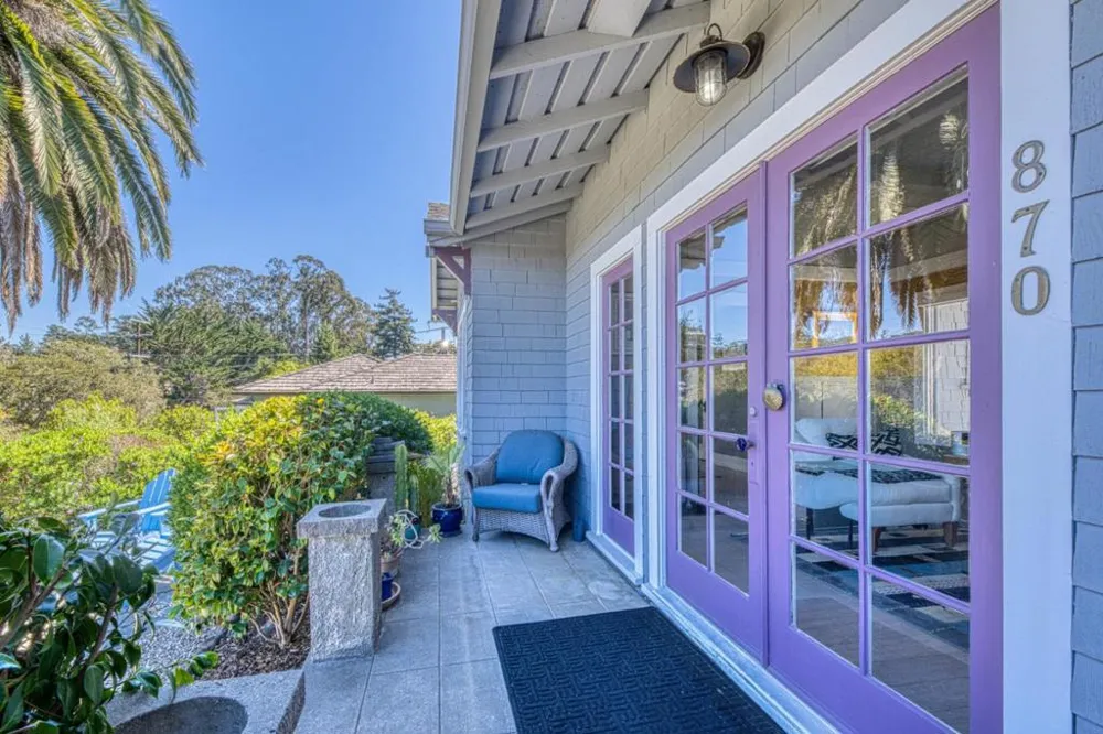 870 Doud Street Monterey, CA 93940