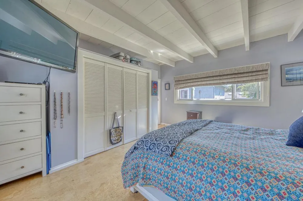 870 Doud Street Monterey, CA 93940