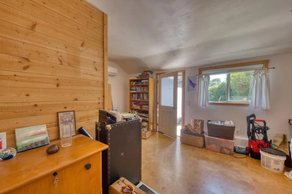 870 Doud Street Monterey, CA 93940