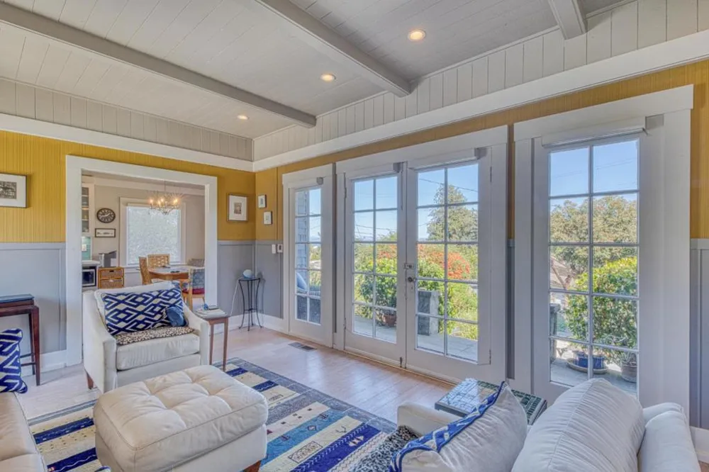 870 Doud Street Monterey, CA 93940