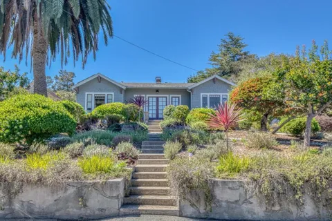 870 Doud Street
