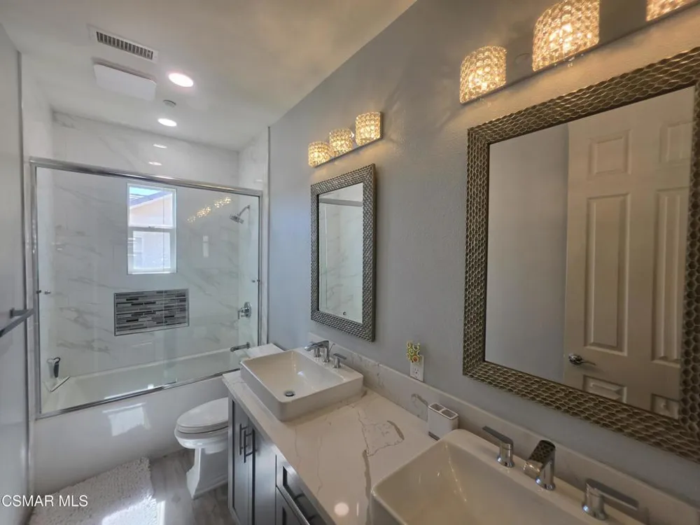 6891 Breezy Glen Drive Moorpark, CA 93021