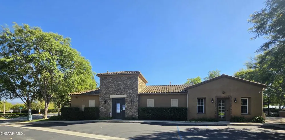 6891 Breezy Glen Drive Moorpark, CA 93021