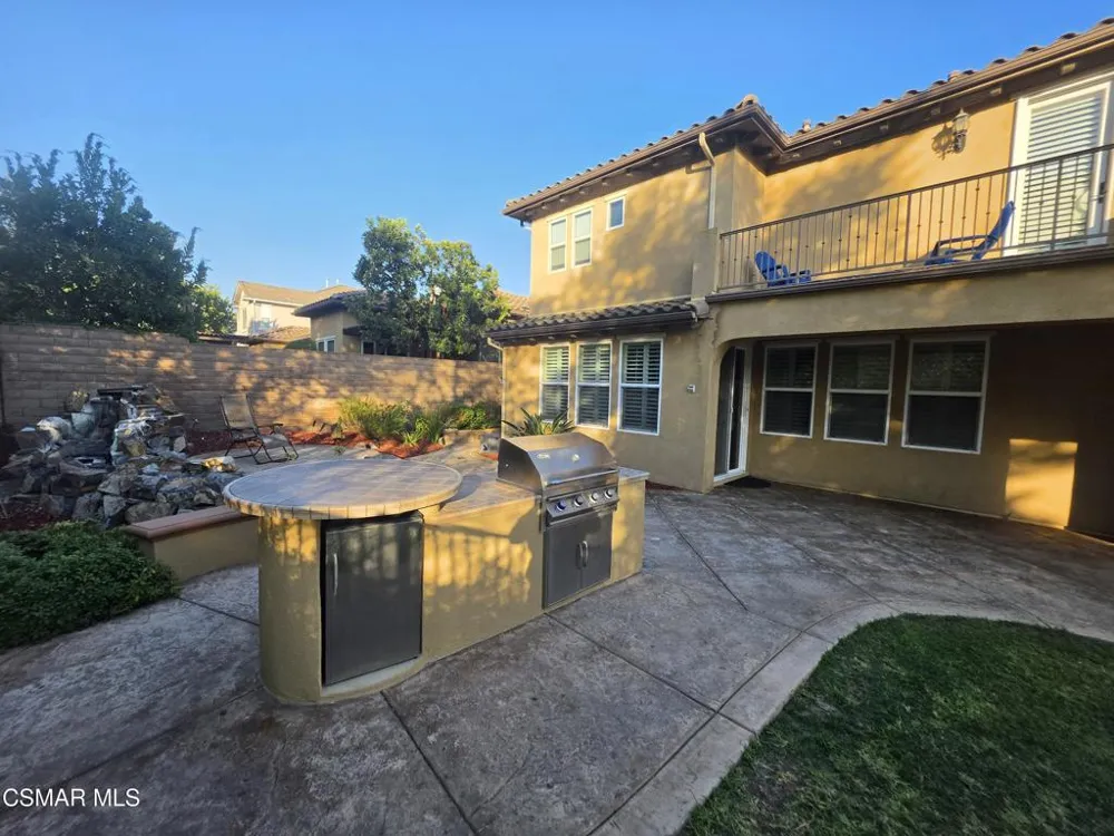 6891 Breezy Glen Drive Moorpark, CA 93021