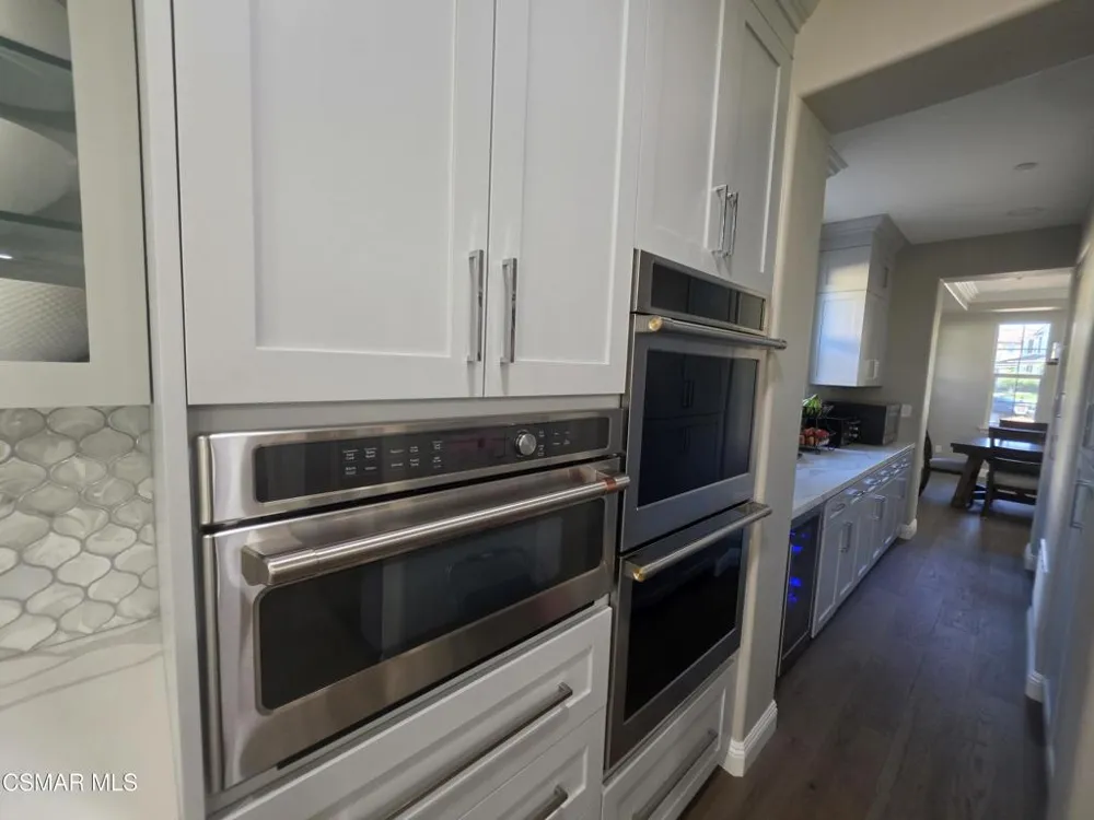 6891 Breezy Glen Drive Moorpark, CA 93021