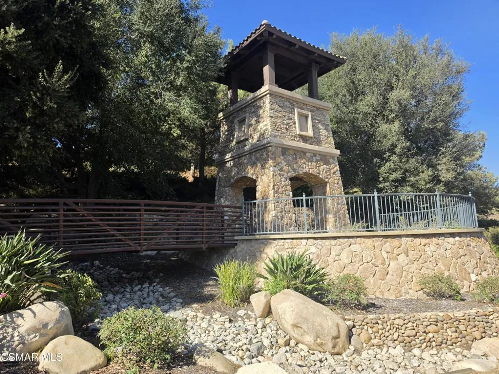 6891 Breezy Glen Drive Moorpark, CA 93021