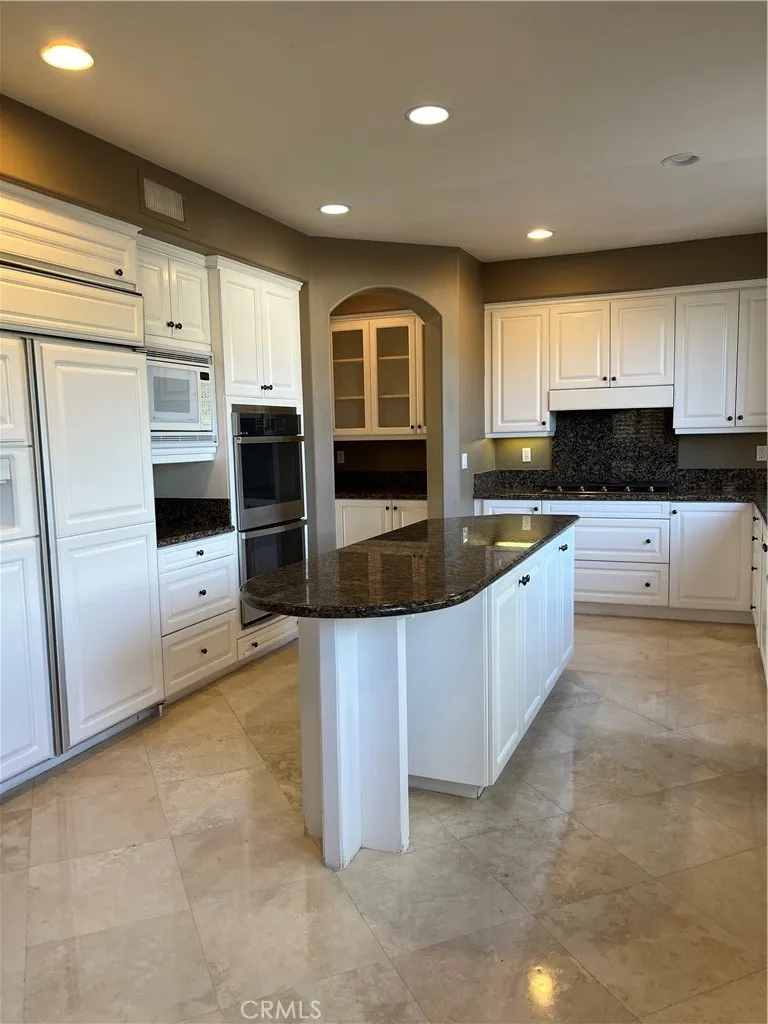 30902 Via Ultimo San Juan Capistrano, CA 92675