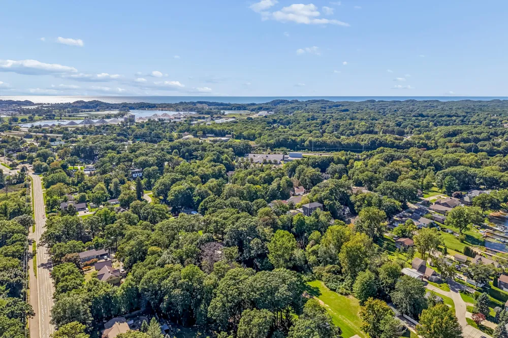 16849 Highland Avenue Spring Lake, MI 49456