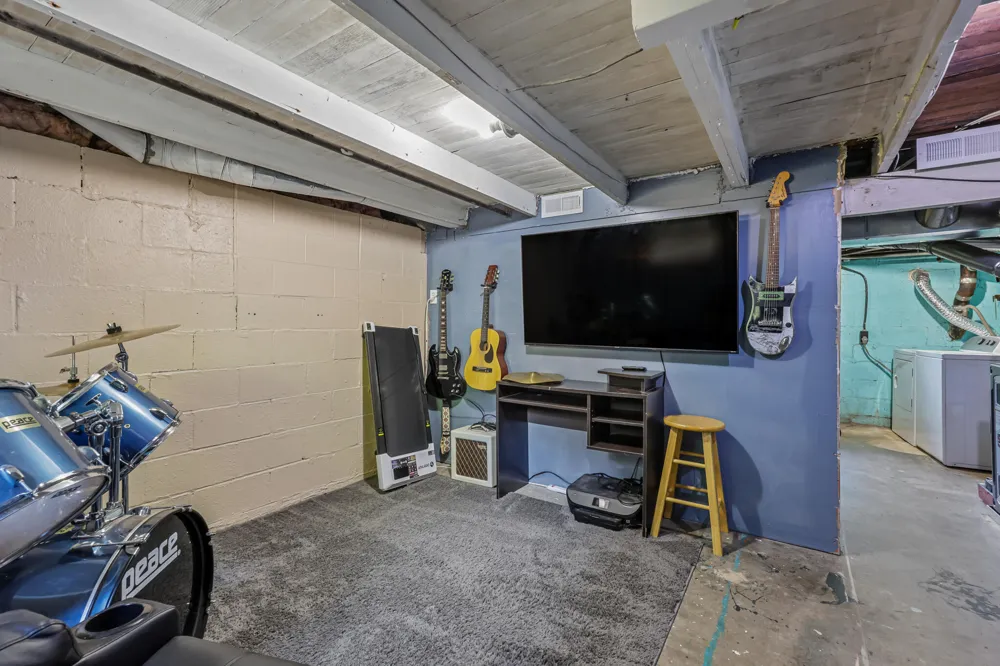16849 Highland Avenue Spring Lake, MI 49456