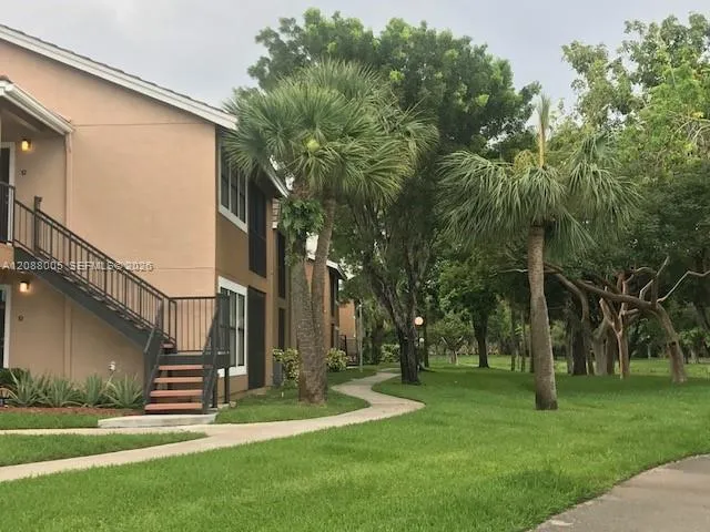 15570 SW 105th LN #1715 Miami, FL 33196