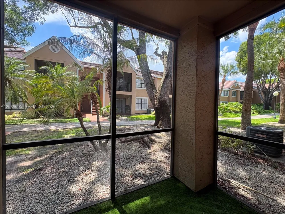 15570 SW 105th LN #1715 Miami, FL 33196